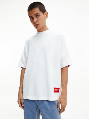White Calvin Klein Relaxed Back Logo Men T-Shirt | GLIT-07342