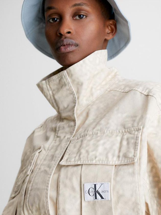 Beige Calvin Klein Cropped Belted Utility Women Jacket | MOLU-31869
