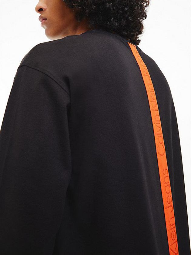 Black Calvin Klein Logo Tape Long Sleeve Men T-Shirt | TKOX-85023