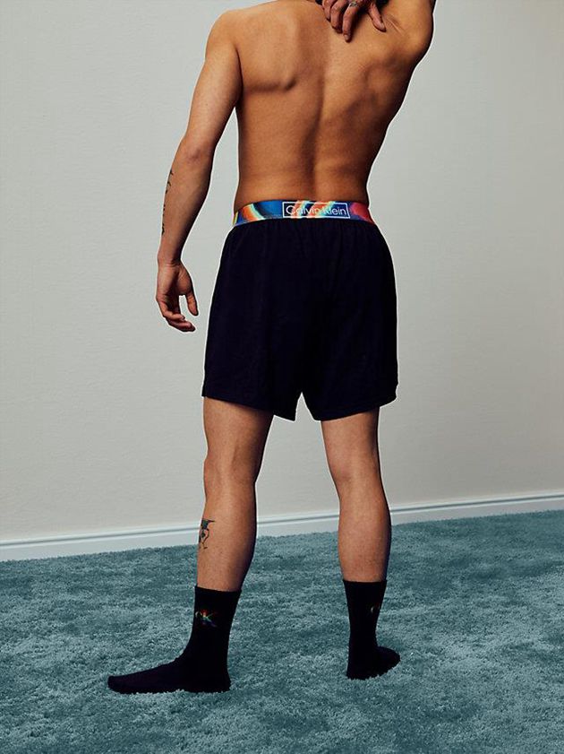 Black Calvin Klein Lounge - Pride Men Shorts | XAVH-78396