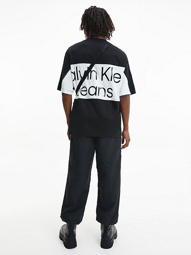 Black Calvin Klein Relaxed Back Logo Men T-Shirt | VLQE-87560