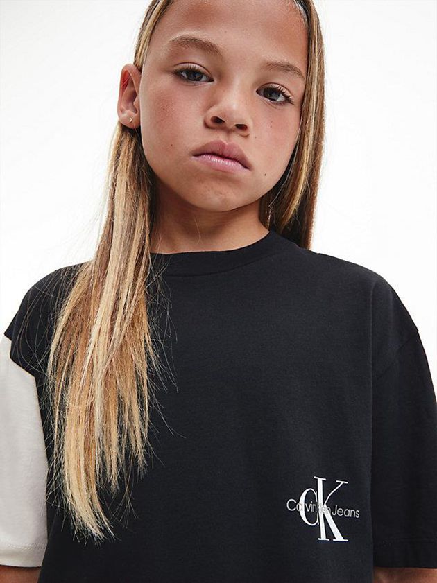 Black Calvin Klein Unisex Oversized Colourblock Girls's T-Shirt | QOXD-24705