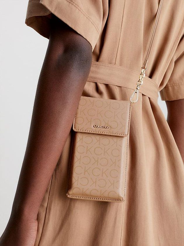 Brown Calvin Klein Recycled Crossbody Phone Pouch Women Bags | JIYO-63510