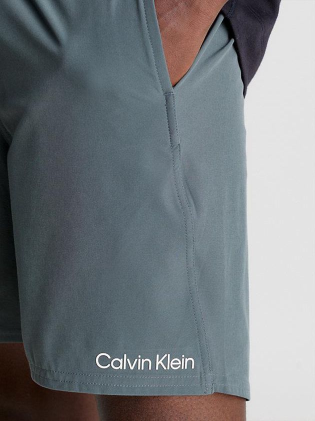 Grey Calvin Klein Quick-Dry Gym Men Shorts | YBQE-85034