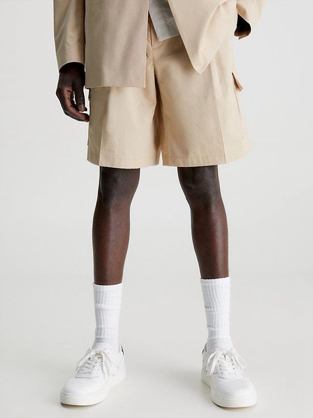 Khaki Calvin Klein Relaxed Pleated Cargo Men Shorts | RVBM-45217