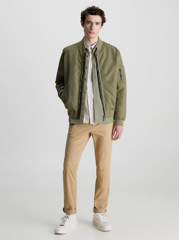Khaki Calvin Klein Slim Chino Men Pants | QETH-98412