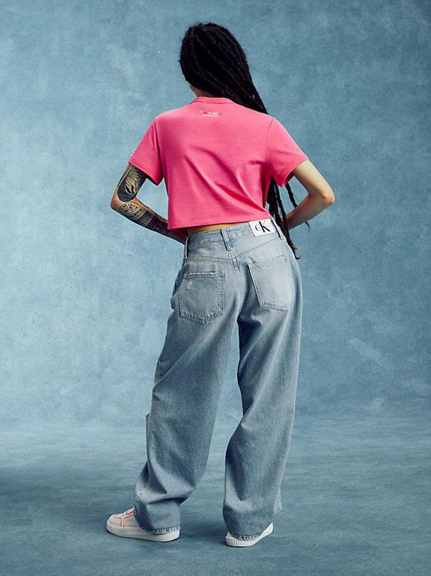 Pink Calvin Klein Cropped Logo - Pride Women T-Shirt | KQLP-34578