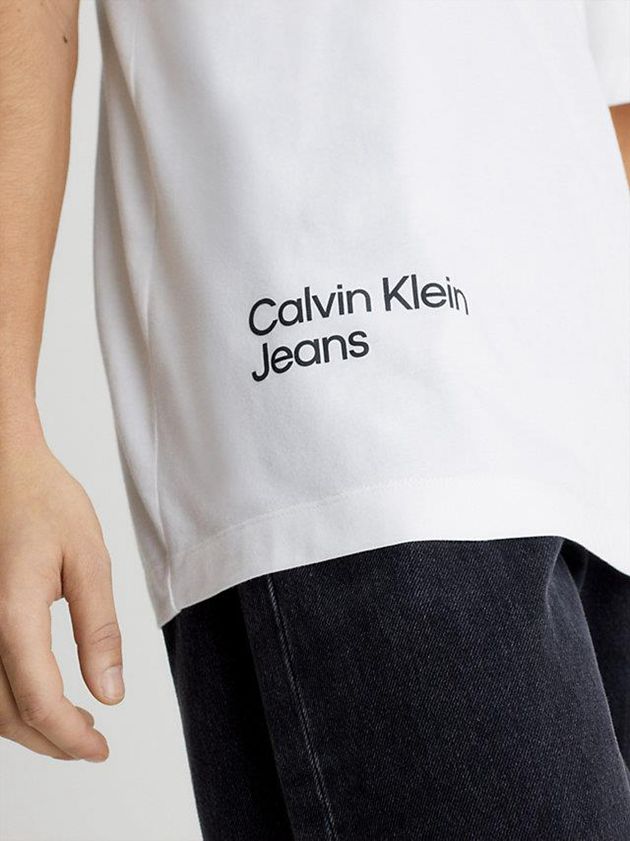 White Calvin Klein Relaxed Back Logo Men T-Shirt | ZAWV-23564