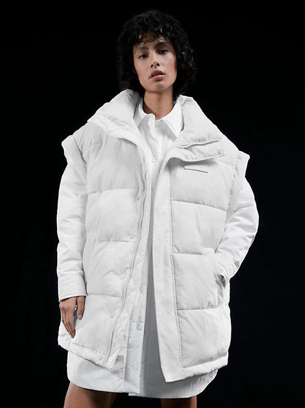 White Calvin Klein Unisex Oversized Puffer Men Vest | CIJK-53407