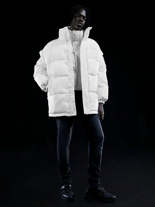 White Calvin Klein Unisex Oversized Puffer Men Vest | CIJK-53407