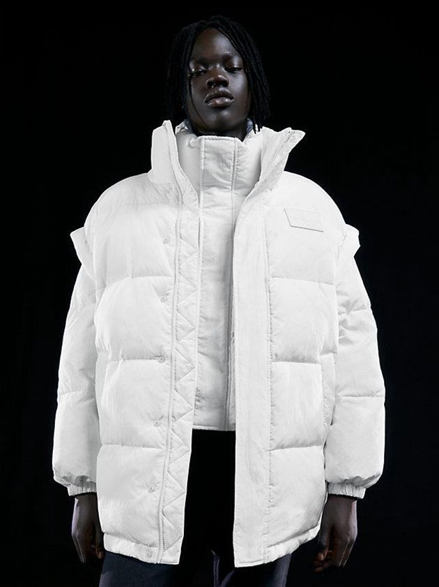 White Calvin Klein Unisex Oversized Puffer Men Vest | CIJK-53407