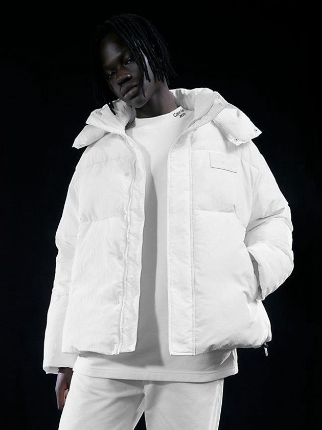 White Calvin Klein Unisex Padded Puffer Women Jacket | AIVL-35490
